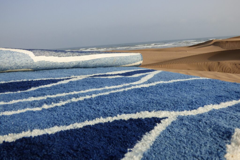 Exposition « La Vague Bleue » / Bab Alma et atelier Bacodji